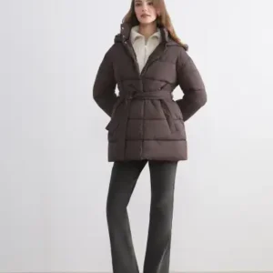 کاپشن زنانه پفی با کلاه و کمربند - 12640