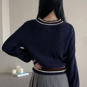 کالسکه مردانه با طرح راه راه، بلوز زنانه - 11755