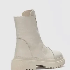 بوت زنانه کچک با نوک گرد از چرم اصل با زیپ در جلوی کفش - رنگ کرم - 11946