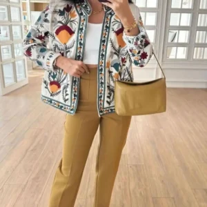 کاپشن طراحی شده با نقش و نگارهای اقوام - 11881