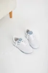 کفش ورزشی زنانه با کفی ترمو سفید و آبی و بند دار - 12965