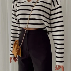 پلیور یقه‌دار خط‌دار بافتنی کرم - 11753