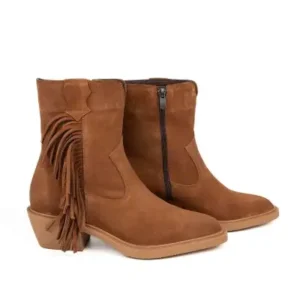 بوت زنانه قهوه‌ای با جزئیات پفی، بوت وسترن قهوه‌ای با نوک مربع - 12842