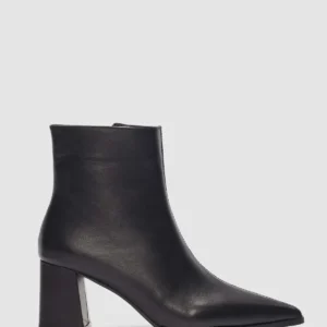 چکمه زنانه الور از جنس چرم طبیعی با زیپ کناری و نوک تیز - سیاه - 11951