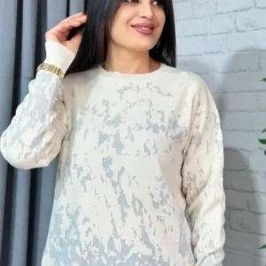 کالج زنانه با یقه گرد و طراحی بافت باتیک، دو رنگ خاکستری با جزئیات نقره‌ای، جدیدترین فصل، کش بافت الاستیک و انعطاف‌پذیر. - 11794