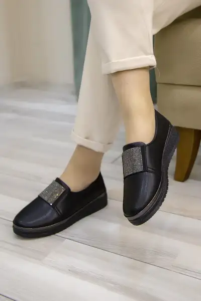 کفش روزمره ارگونومیک طبی زنانه از برند مشهور Ewen Tomm اصل کفش روزمره ارگونومیک طبی زنانه از برند مشهور Ewen Tomm اصل