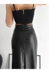 دامن چرمی زنانه مشکی با زیپ از پشت و برش بلند بالا در قسمت کمر - 12885