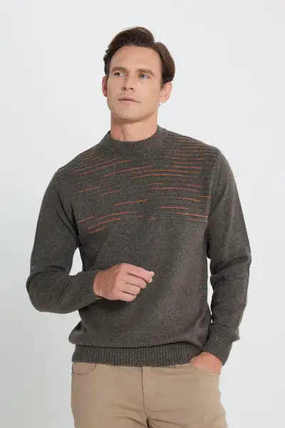 پولیور بافتنی یقه نیمه بلند مردانه جودونی با رنگ قهوهای-نارنجی استاندارد - 12945 پولیور بافتنی یقه نیمه بلند مردانه جودونی با رنگ قهوهای-نارنجی استاندارد - 12945