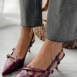 کفش پاشنه‌دار زنانه جیر قرمز با دو بند - 12819