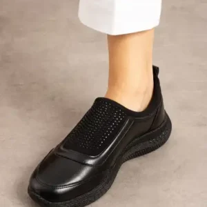 کفش روزمره زنانه با طراحی ارگونومیک و با سنگ‌های تزئینی - کفش زنانه رنگ قهوه‌ای روشن - 12757