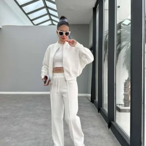 ست ایستادگی با جزئیات زیپ و جنس پشمی - 12008