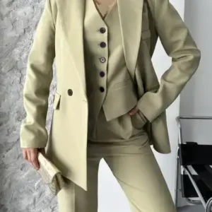 ست سه‌تکه شامل جاکت، کرست و شلوار پالتزو - 12418