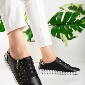 کفش ارتوپدی زنانه با جزئیات طرح پوست پلنگی از چرم واقعی - 12747