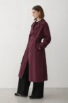 ترنچ‌کوت زنانه با یقه کراواتی و آستر دار به رنگ bordo - 12569