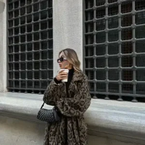 کاپشن قهوه‌ای با کمربند پلنگی - 12386