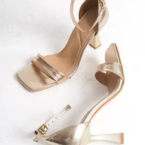 کفش پاشنه بلند مجلسی با بند طلایی میانه - 12817