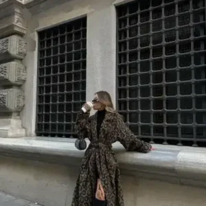 کاپشن قهوه‌ای با کمربند پلنگی - 12386