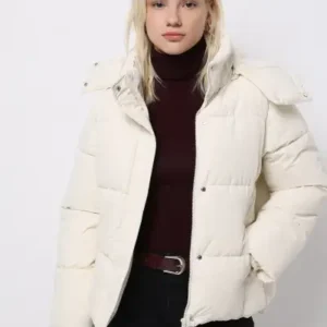 کاپشن زنانه اکری سفید با جیب و کلاه قابل جداسازی و آستر دار فرم معمولی - 12591