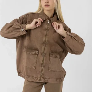 کاپشن زیپ‌دار قهوه‌ای زنانه اورسایز - 11848