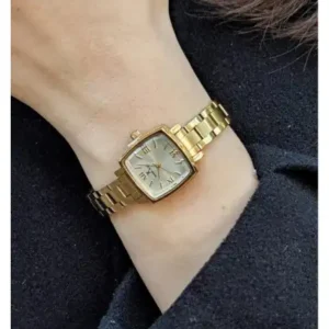 ساعت مچی زنانه با قاب دایره ای و شیشه منحنی، دارای شماره‌گذاری رومی - 12172