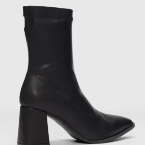 بوت زنانه کوتاه پاشنه‌دار نوک تیز استرچ آرسون - سیاه - 11950