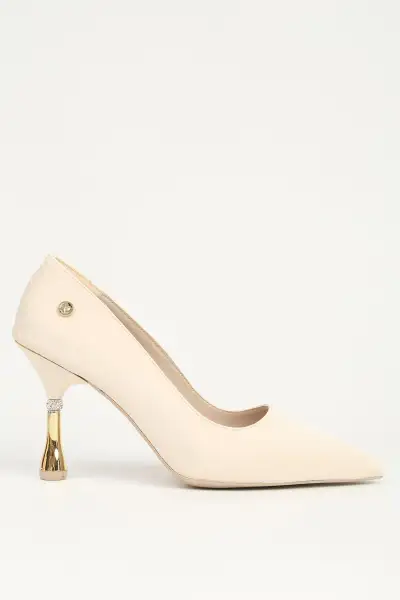 کفش پاشنهدار زنانه کرم کد PC-55021 - 12822 کفش پاشنهدار زنانه کرم کد PC-55021 - 12822