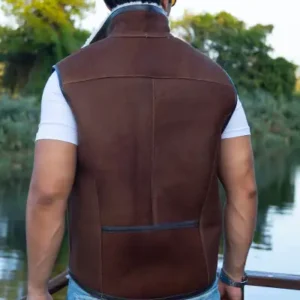 جلیقه چرمی مردانه - از چرم طبیعی گوسفند قهوه‌ای با داخل واقعی پشمی - 12716