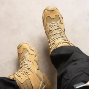 چکمه های نظامی بلند بیج رنگ چرم تابستانی و مقاوم در برابر آب با بند مخصوص برای فضای باز/فصل زمستان شماره ۴۱ - 12216