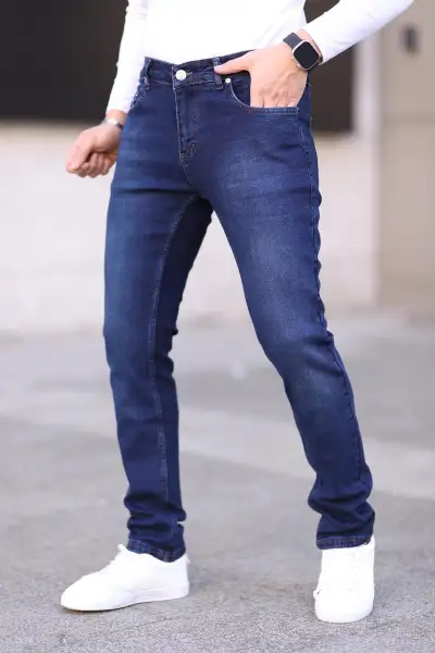 شلوار جین مردانه فیت معمولی با متریال کشی شلوار جین مردانه فیت معمولی با متریال کشی