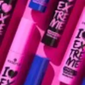 من عاشق ماسکارای حجم‌دهنده دیوانه‌وار هستم. - 13182