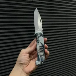 چاقوی طرح گرگ ساخته شده از فولاد آب دیده