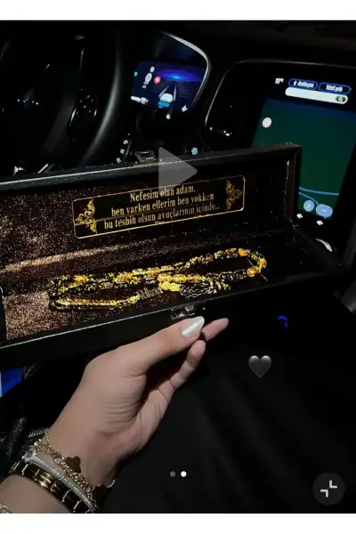 عنوان محصول به فارسی: "تسبیح کهربا اصل با گواهینامه معتبر، مخصوص نام با طراحی نقره 925 عیار" - 13329 عنوان محصول به فارسی: "تسبیح کهربا اصل با گواهینامه معتبر، مخصوص نام با طراحی نقره 925 عیار" - 13329