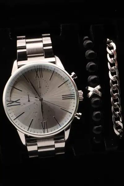 ساعت مردانه فلزی شخصی‌سازی شده، فندک خاص، ست دستبند و تسبیح - 13547