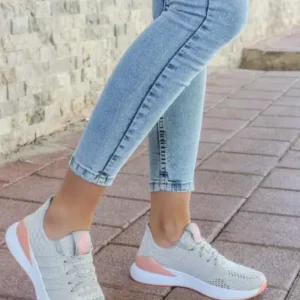 کفش روزمره و پیاده‌روی زنانه با کفی آناتومیک از جنس پلی اورتان