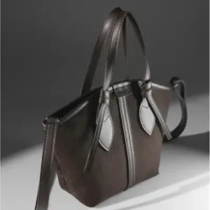 کیف دست و دوشی زنانه با جنس سوئد قهوه‌ای تیره و چرم مصنوعی، دارای زیپ و آستر - 13136