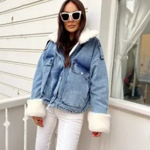 کوتاه ژاکت جین با طراحی جزئیات خز سفید داخل آبی - 13113