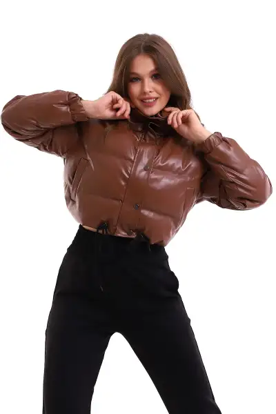 پالتو پفی کوتاه زنانه چرم - 13123 پالتو پفی کوتاه زنانه چرم - 13123