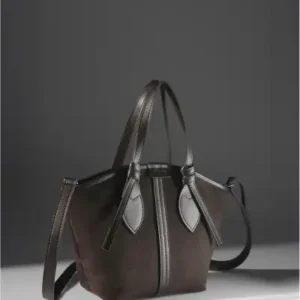 کیف دست و دوشی زنانه با جنس سوئد قهوه‌ای تیره و چرم مصنوعی، دارای زیپ و آستر - 13136